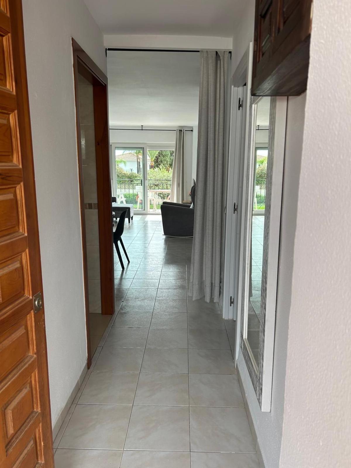 Edificio Acapulco Apartment Nerja Bagian luar foto